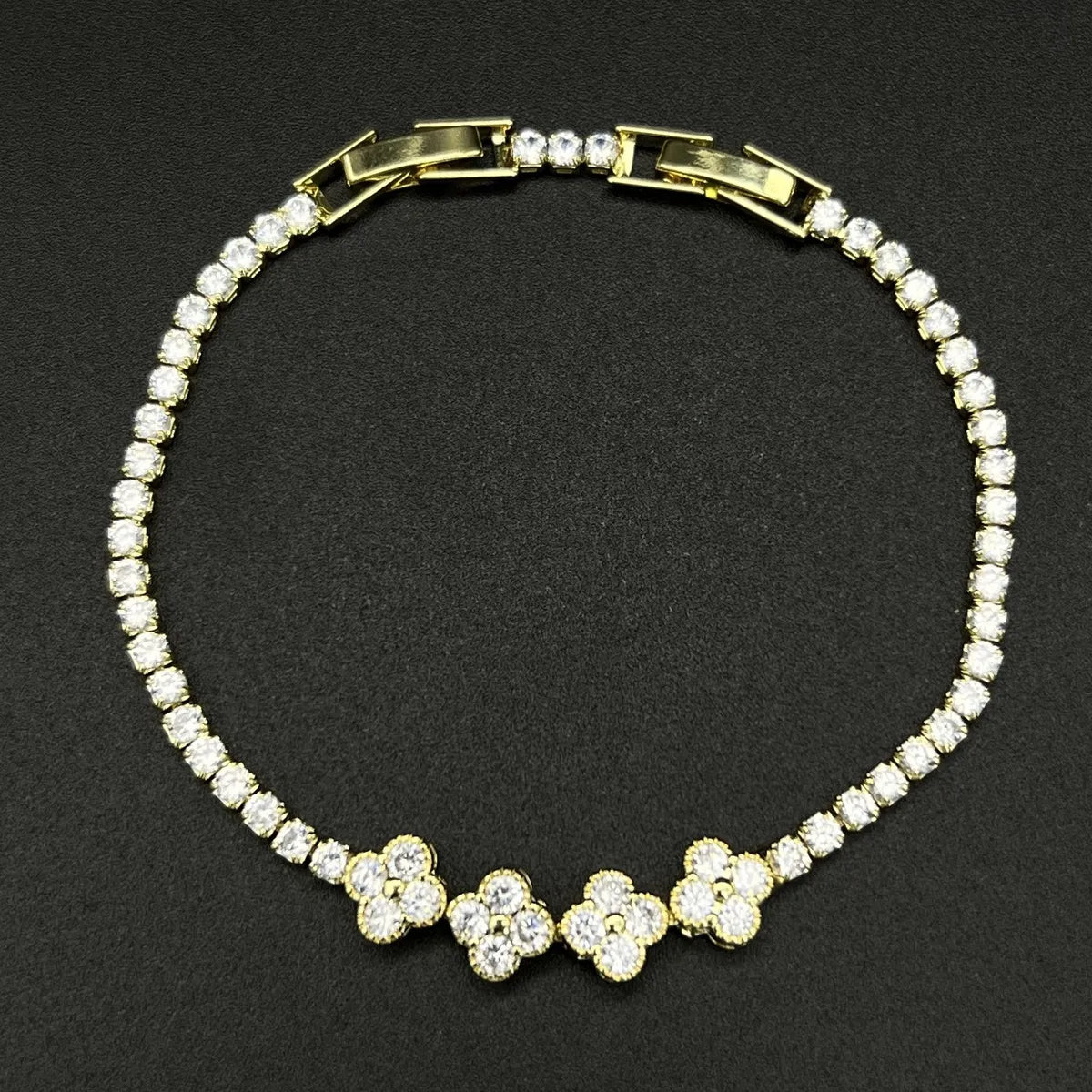 4 Flower Gold Diamond Bracelet
